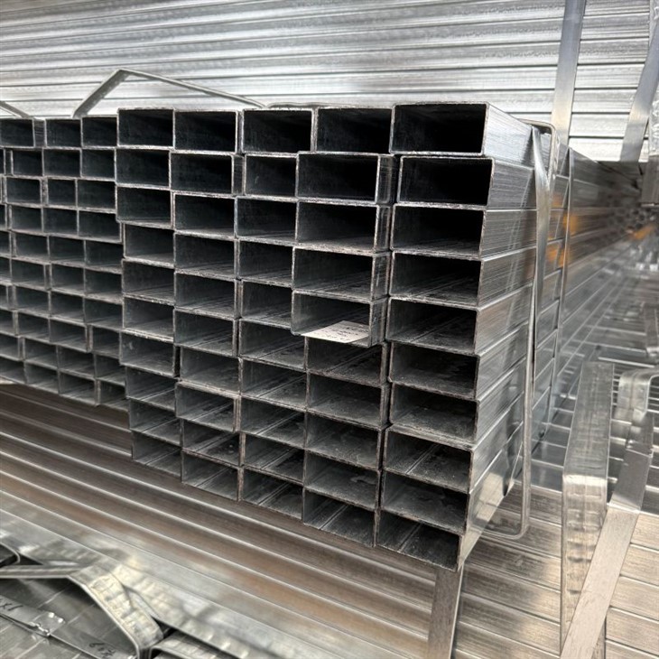 Black Tube Black Iron Pipe Gi Pipe Price Per Kg Galvanized Steel Rectangular Pipe suppliers